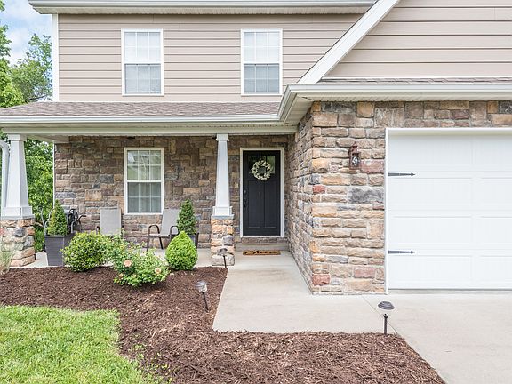 2nd image of 3313 Cody Dr