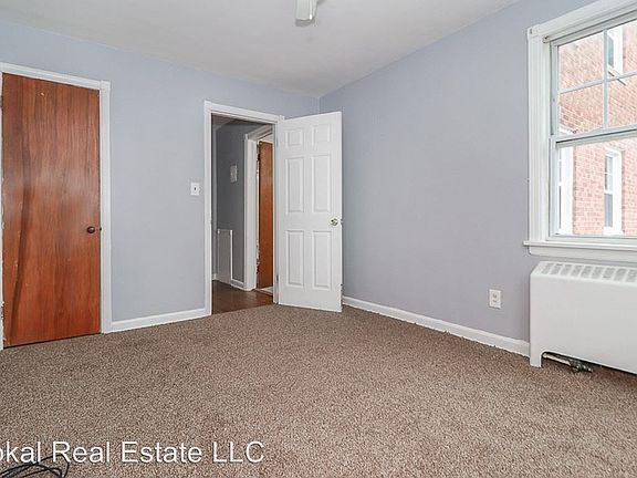 5th image of 4027 Rocky River Dr APT 8