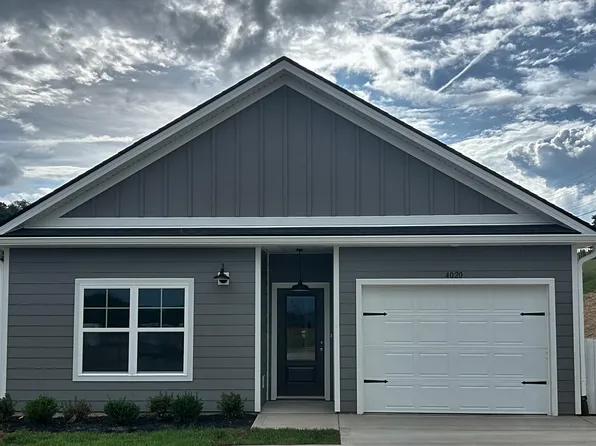 4020 Gambrel Oaks St, Blountville, TN 37617