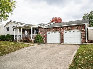 240 Wildwood St, Star City, WV
