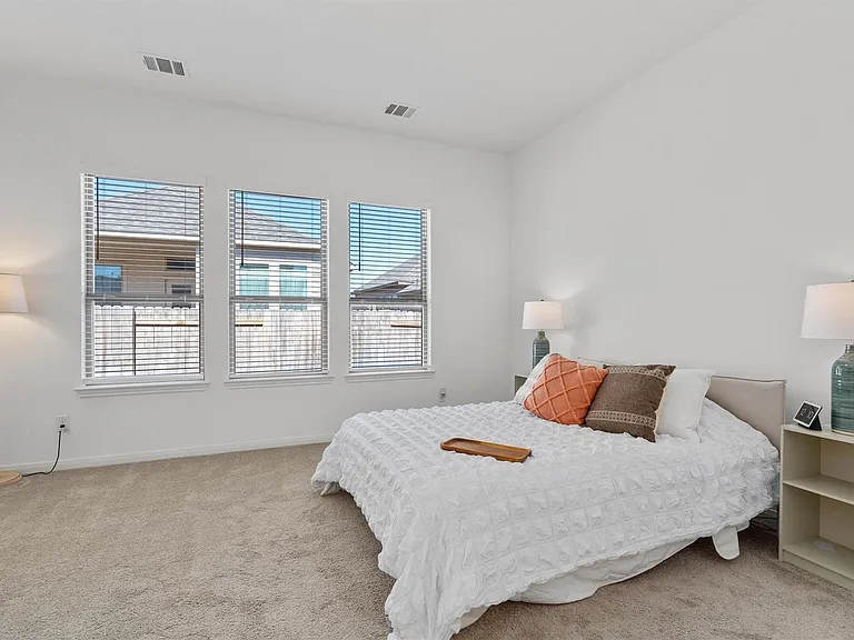 338 Langhorne Bnd — Photo 16