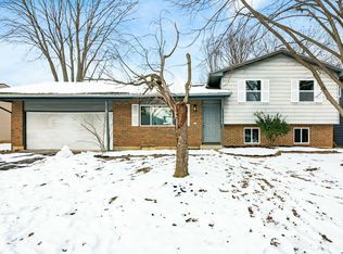 2336 Josephine Cir, Grove City, OH
