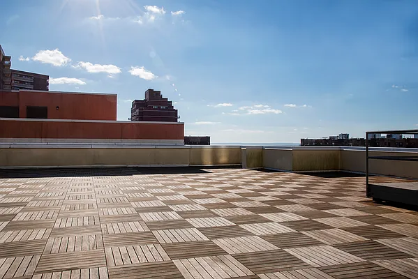 Rented by Compass | media 7