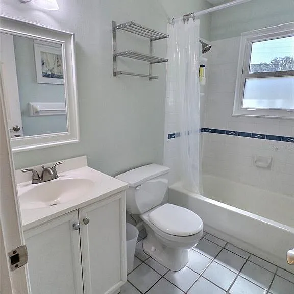 1431 Paloma Ln — Photo 17