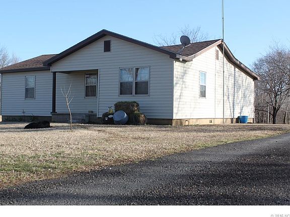 3rd image of 394471 W 4000th Rd
