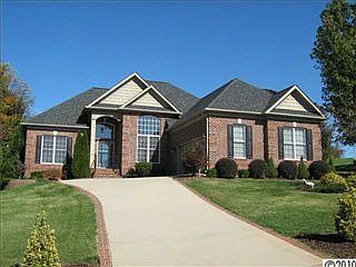 1st image of 148 Hunters Hill Dr