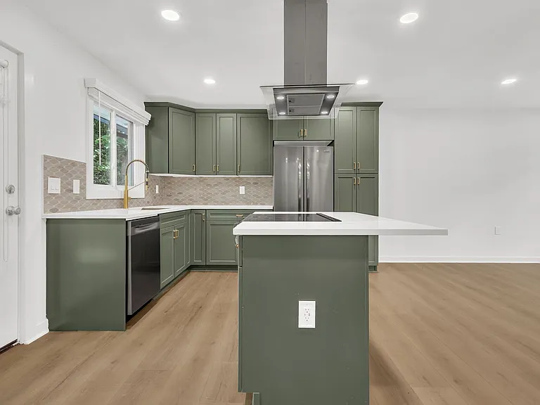 1148 Lookout Ave NW — Photo 13