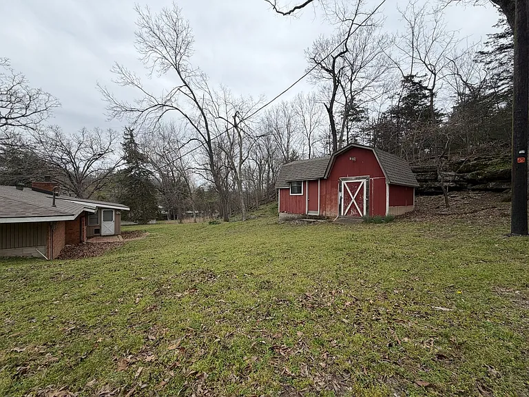9108 Bluff Dr — Photo 6