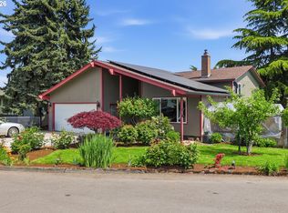 565 Brown Ct, Woodburn, OR 97071