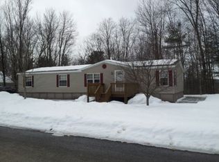 122 Hillview Cir, Charlestown, NH 03603