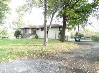 9201 S 85th Ct, Hickory Hills, IL