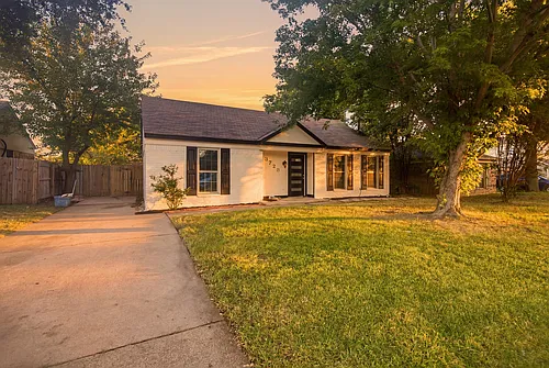 3728 Flintwood Trl Photo 1
