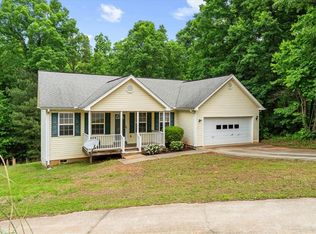 11048 Ferncliff Dr, Seneca, SC 29678
