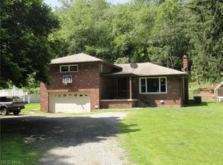2855 Locust Hill Rd, Chester, WV 26034