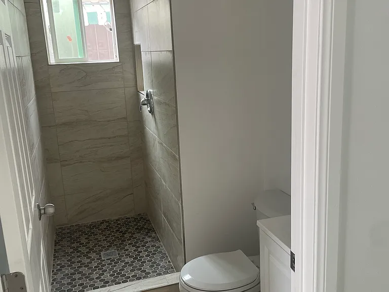 2815 S Baltic Ave — Photo 11