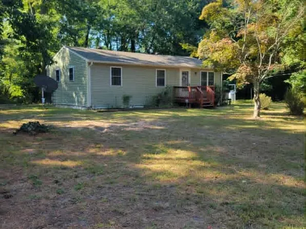 4202 Cherrix Ln, Chincoteague, VA 23336