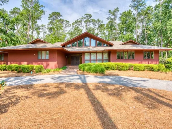 3336 Plantation Dr, Valdosta, GA 31605