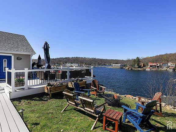 2nd image of 373 Lakeside Blvd