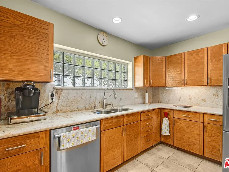 5183 Maison Ave — Photo 7