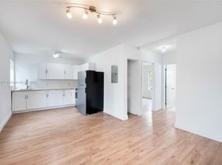 410 76th St #5, Miami Beach, FL 33141