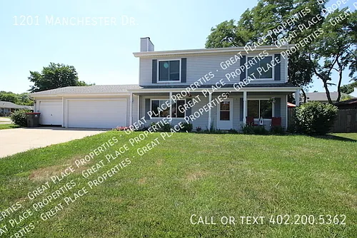 1201 Manchester Dr Photo 1