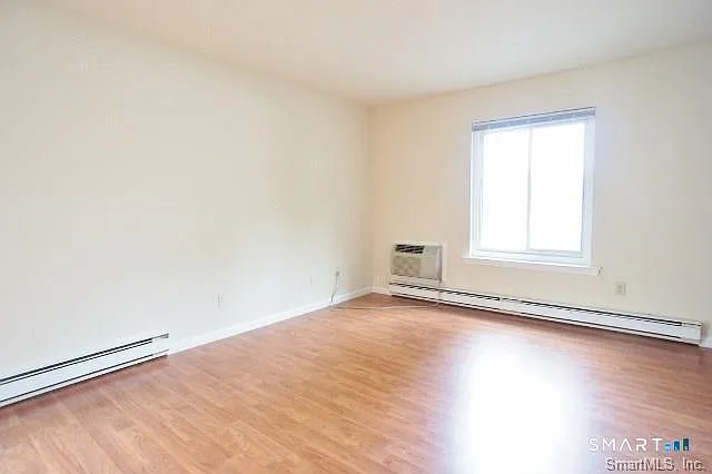16 Glenwood Ave #7 — Photo 2