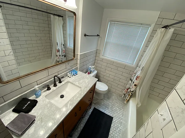 1801 University Ave — Photo 31
