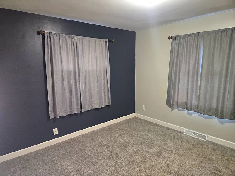 2723 Priscilla Ave — Photo 15