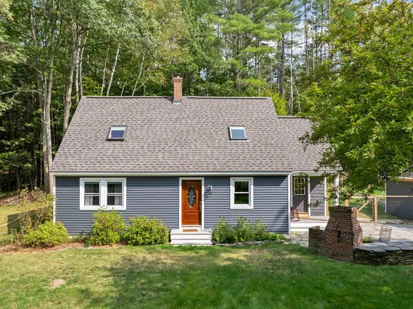 16 Fitzgerald Drive, Enfield, NH 03748
