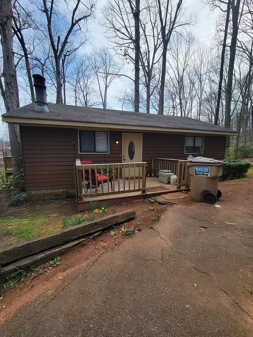 2 bedroom in Watkinsville! — Photo 1