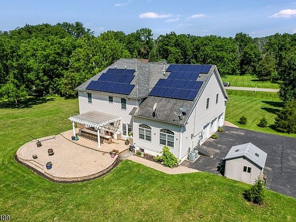 2nd image of 4 Green Tree Dr