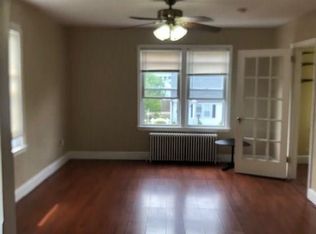 233 Cleveland Ave #2, Bridgeport, CT 06606