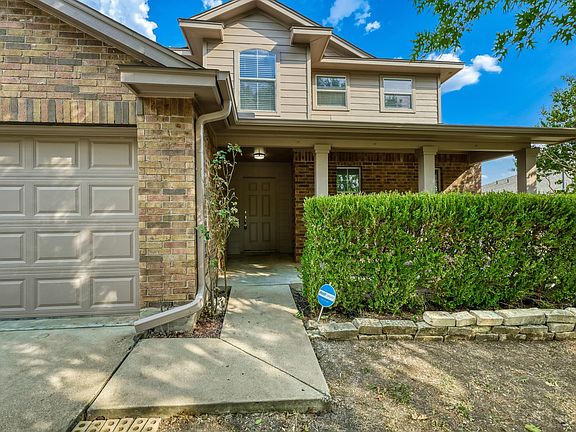 2nd image of 399 Paddington Dr