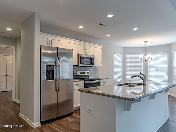 2nd image of 5207 Valkyrie Way