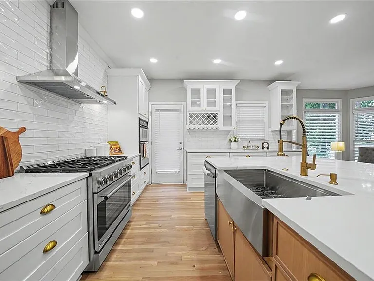 195 Brightmore Way — Photo 16