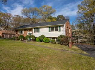 12601 Merry Dr, Chester, VA 23831