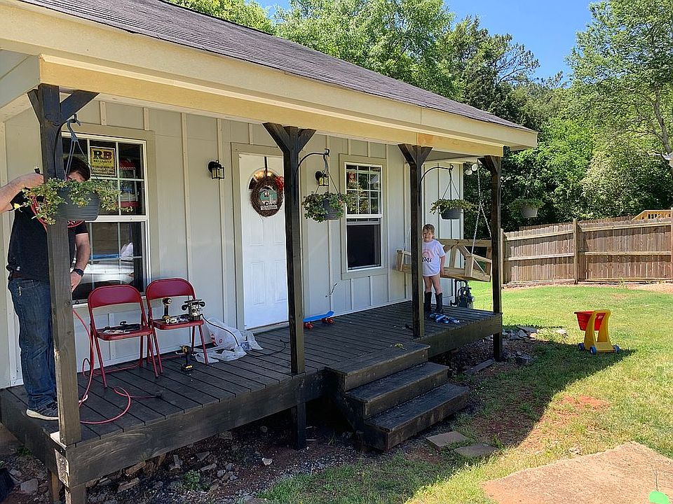 2nd image of 51 Linda Rd