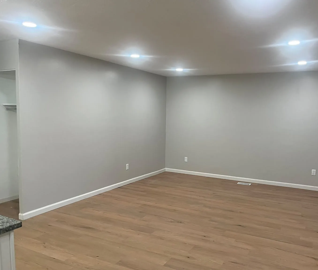 4 bed, 1206 sqft, $1,900 — Photo 3