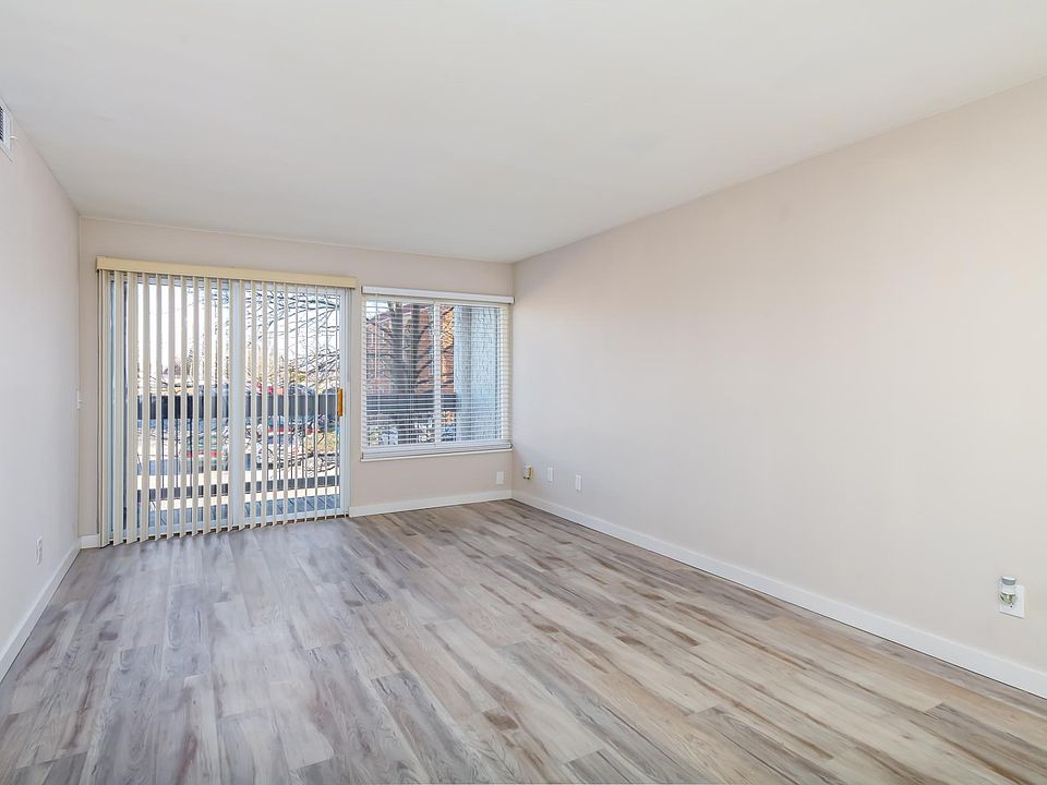 1st image of 4372 Casa Brazilia Dr