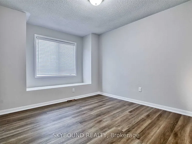 1 Springhurst Ave — Photo 16