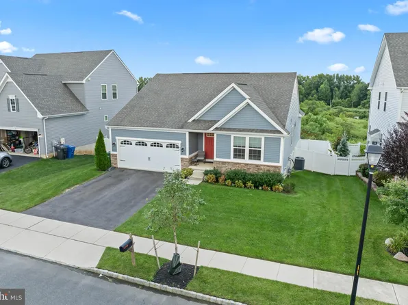 90 Hornbean Ave, Woolwich Township, NJ 08085