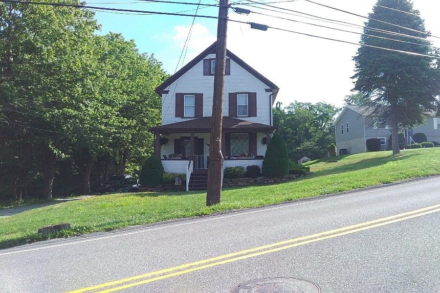 271 Oakridge Dr Johnstown Pa 15904 Zillow