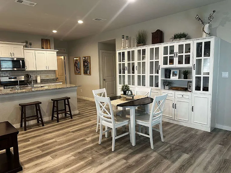 7611 Orange Blossom Rd — Photo 4