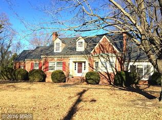 263 N Main St, Bowling Green, VA 22427