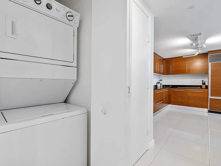 Washer/Dryer