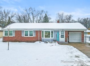 3463 McCracken St, Norton Shores, MI
