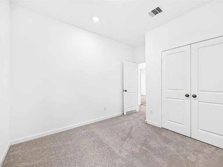 27447 Sunterra Village Dr — Photo 29