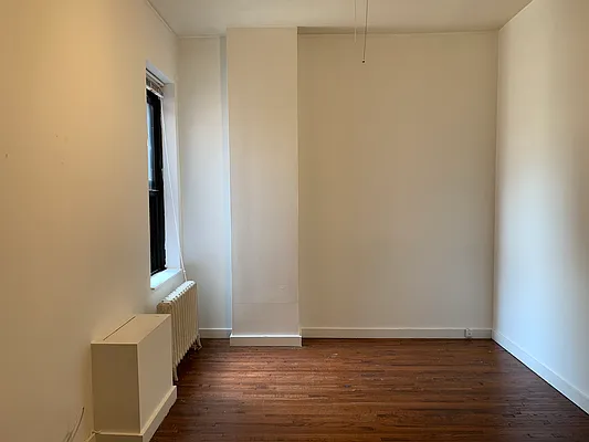 Rented by Aryeh Realty | media 31