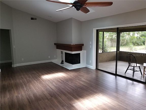 2nd image of 678 Heather Ln