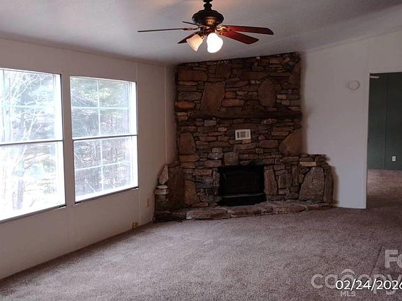 4th image of 115 Paradise Mountain Rd